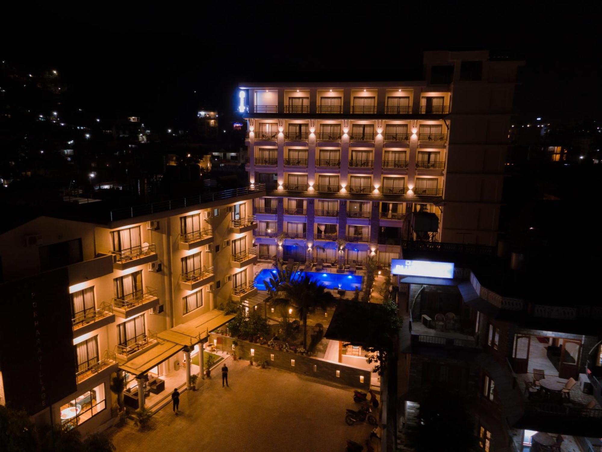 Hotel Pokhara Village & Spa Eksteriør bilde