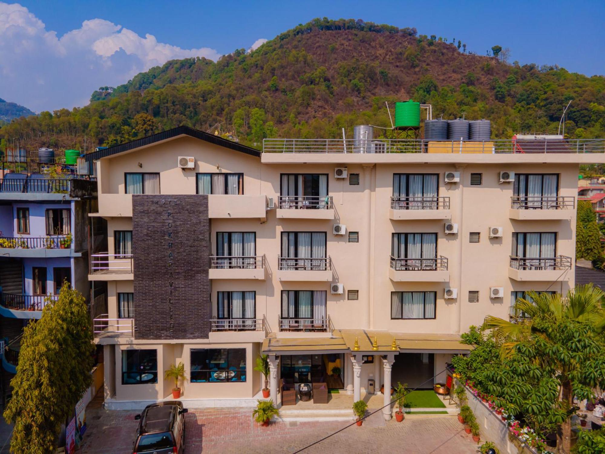 Hotel Pokhara Village & Spa Eksteriør bilde